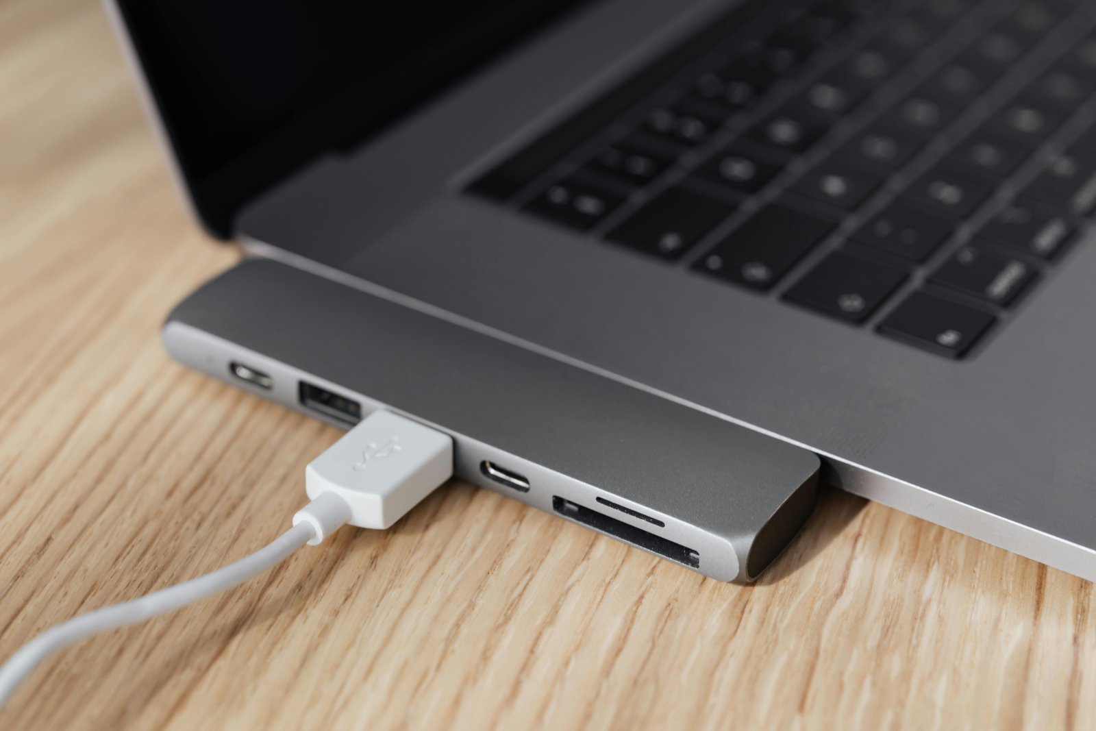 USB-C Power Rules Explained (Safe Chargers & Cables)
